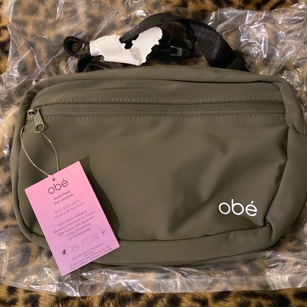 NWT Obe army green Fanny pack